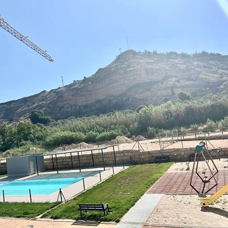 דירות Precioso Piso Monzon Terraza, Parking,Piscina,Zona De Juegos מראה חיצוני תמונה