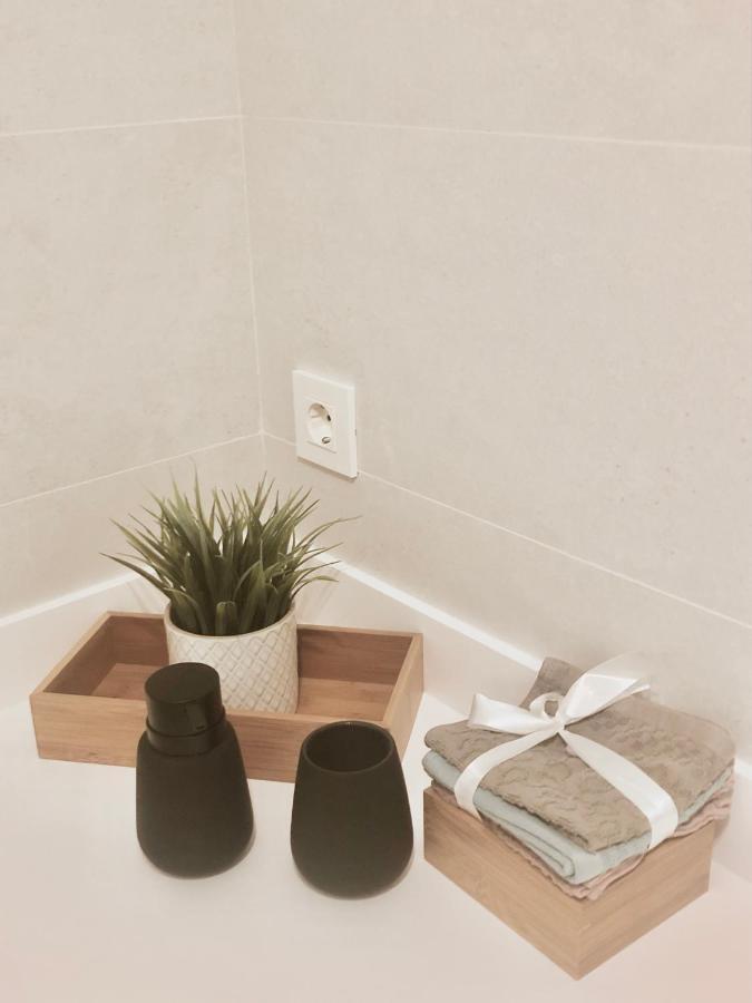 דירות Precioso Piso Monzon Terraza, Parking,Piscina,Zona De Juegos מראה חיצוני תמונה