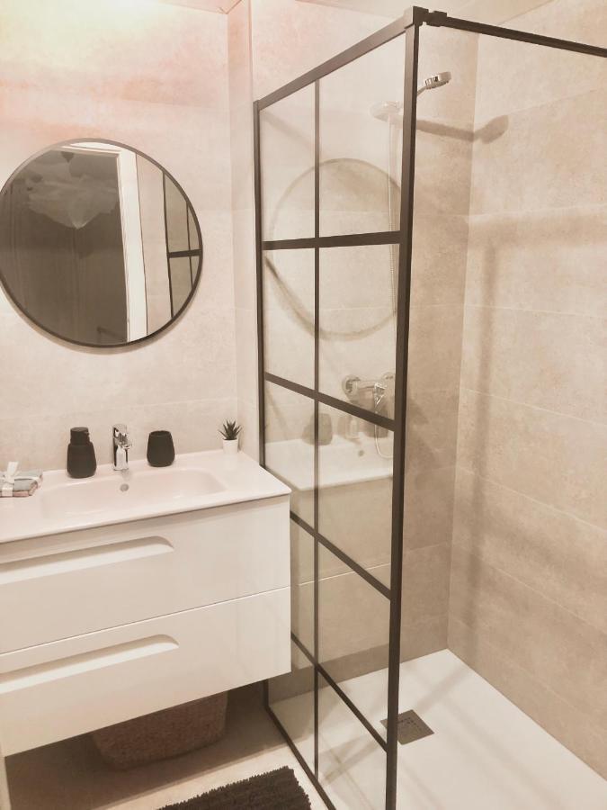 דירות Precioso Piso Monzon Terraza, Parking,Piscina,Zona De Juegos מראה חיצוני תמונה