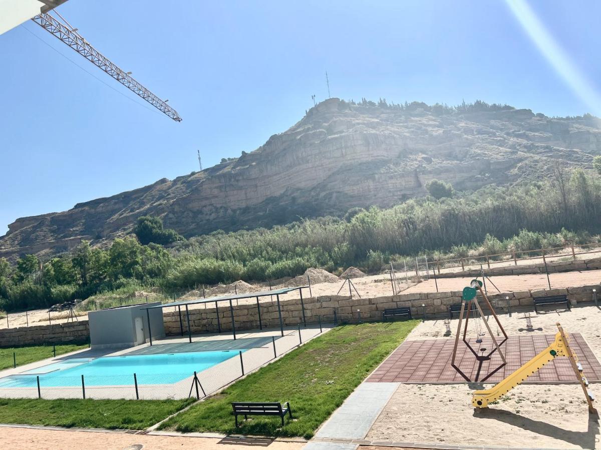 Precioso Piso Monzon Terraza, Parking,Piscina,Zona De Juegos Monzón מראה חיצוני תמונה